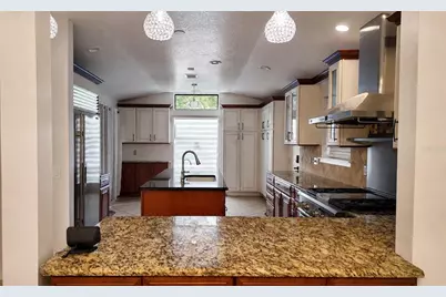 1055 Holden Avenue, Orlando, FL 32839 - Photo 11