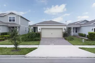 1872 Summer Serenity Dr, Kissimmee, FL 34744 - Photo 1