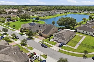 3318 Stratton Cir, Kissimmee, FL 34744 - Photo 9