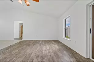 705 Robin Ct, Poinciana, FL 34759 - Photo 43