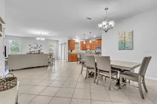 3256 Rodrick Cir, Orlando, FL 32824 - Photo 11