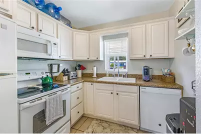 15 New York Avenue, Saint Cloud, FL 34769 - Photo 7