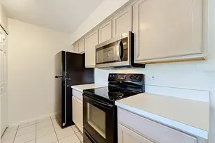 2332 Prime Cir, Kissimmee, FL 34746 - Photo 11