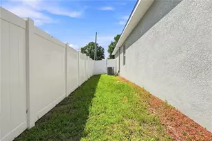 1010 Mayfair Pl, Kissimmee, FL 34758 - Photo 37
