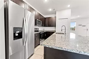 1010 Mayfair Pl, Kissimmee, FL 34758 - Photo 13