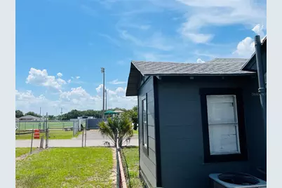1023 Avenue D, Haines City, FL 33844 - Photo 5