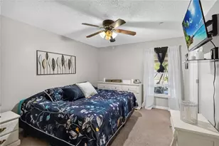 3219 Villa Way Cir, Saint Cloud, FL 34769 - Photo 9