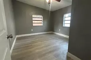 1025 25th St, Orlando, FL 32805 - Photo 13