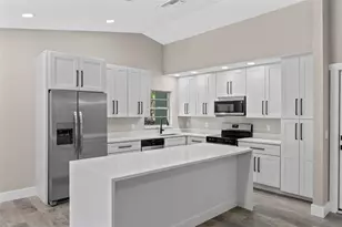 910 Whisler Ct, Saint Cloud, FL 34769 - Photo 11