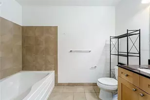 150 E Robinson St, Orlando, FL 32801 - Photo 25