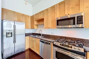 150 E Robinson St, Orlando, FL 32801 - Photo 17