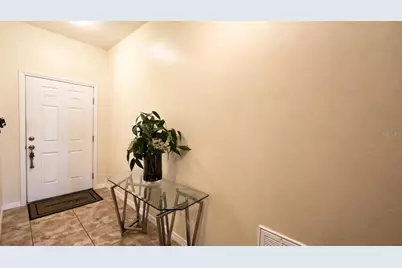 4085 Shade Tree Lane, Lakeland, FL 33812 - Photo 3