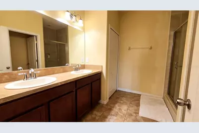4085 Shade Tree Lane, Lakeland, FL 33812 - Photo 17