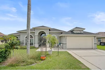 2856 Middleton Circle, Kissimmee, FL 34743 - Photo 1