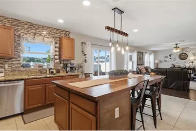 5260 NW Wisk Fern Circle, Port Saint Lucie, FL 34986 - Photo 9