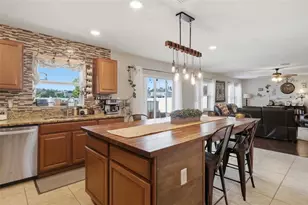 5260 NW Wisk Fern Cir, Port Saint Lucie, FL 34986 - Photo 9