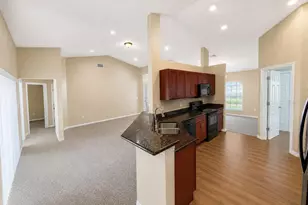 4876 Summerfield Cir, Winter Haven, FL 33881 - Photo 9