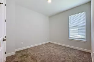 1057 Umbria Dr, Poinciana, FL 34759 - Photo 35