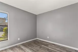 85 Silver Park Cir, Kissimmee, FL 34743 - Photo 15