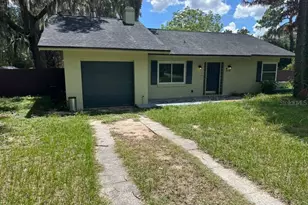 1065 W Magnolia St, Clermont, FL 34711 - Photo 1