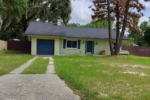 1065 W Magnolia St, Clermont, FL 34711 - Photo 1