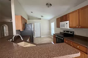 2127 Marisol Loop, Kissimmee, FL 34743 - Photo 3