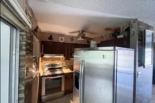126 Dahlia Dr, Kissimmee, FL 34743 - Photo 9