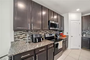 817 Boca Vista Ct, Davenport, FL 33896 - Photo 7