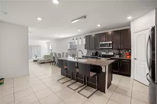 817 Boca Vista Ct, Davenport, FL 33896 - Photo 5