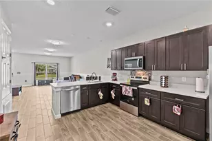 214 W 15th St, Apopka, FL 32703 - Photo 11
