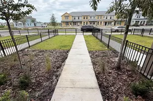 2133 Southbury Dr, Kissimmee, FL 34744 - Photo 3