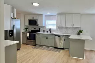 109 3rd St, Orlando, FL 32824 - Photo 3