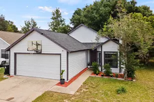 555 Swallow Ct, Apopka, FL 32712 - Photo 3