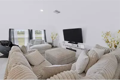 13421 New Jade Avenue, Wimauma, FL 33598 - Photo 37