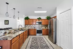 471 Acacia Tree Way, Kissimmee, FL 34758 - Photo 9