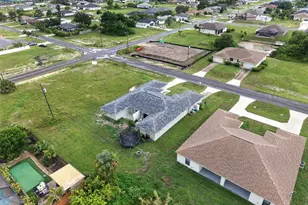 1223 / 1225 NE 15th Ln, Cape Coral, FL 33909 - Photo 37