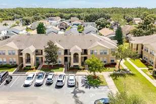 2860 Club Cortile Cir, Kissimmee, FL 34746 - Photo 25