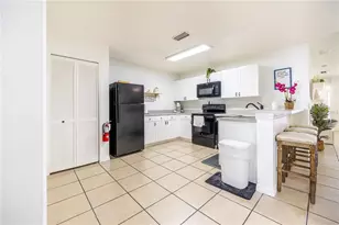 2860 Club Cortile Cir, Kissimmee, FL 34746 - Photo 13