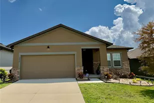 2098 Gold Dust Dr, Minneola, FL 34715 - Photo 1