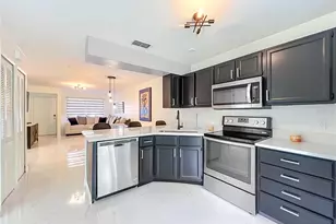 121 Reserve Cir, Oviedo, FL 32765 - Photo 17
