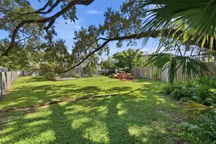 13536 Lake Magdalene Dr, Tampa, FL 33613 - Photo 51