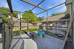 13536 Lake Magdalene Dr, Tampa, FL 33613 - Photo 49