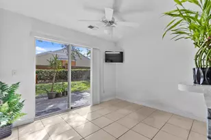 322 Cervantes Dr, Kissimmee, FL 34743 - Photo 9