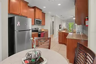284 Vestrella Dr, Poinciana, FL 34759 - Photo 13