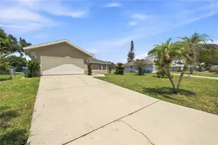 931 Oxford Way, Lake Wales, FL 33853 - Photo 3