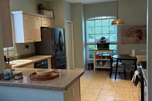 8872 Founders Cir, Palmetto, FL 34221 - Photo 5