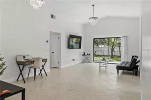182 Pinewood Cir, Kissimmee, FL 34743 - Photo 5