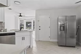 182 Pinewood Cir, Kissimmee, FL 34743 - Photo 7
