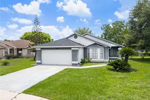 182 Pinewood Cir, Kissimmee, FL 34743 - Photo 1