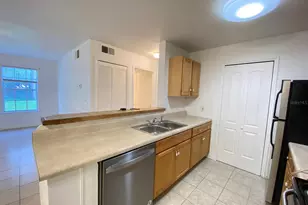 6166 Westgate Dr, Orlando, FL 32835 - Photo 5